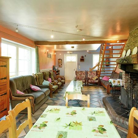 Beautiful Farmhouse In Brisy With Sauna Exteriör bild