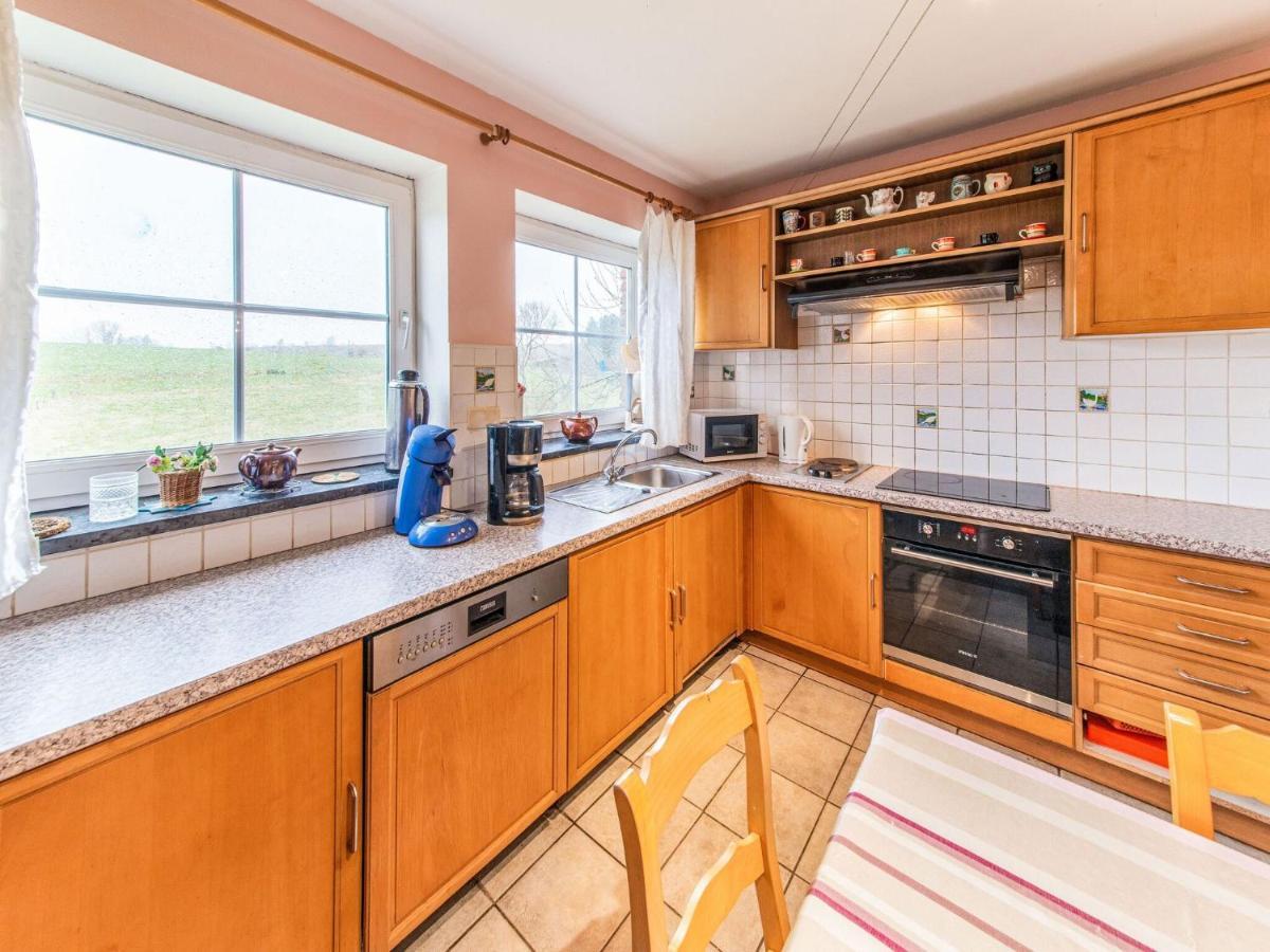 Beautiful Farmhouse In Brisy With Sauna Exteriör bild